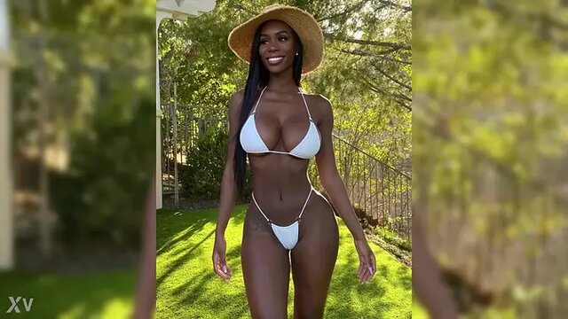 Lexi Williams jerks off and cums on her own