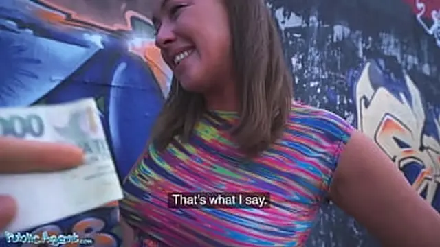 Public Agent Elisa Tiger Gets Fucked Doggystyle Near Highway