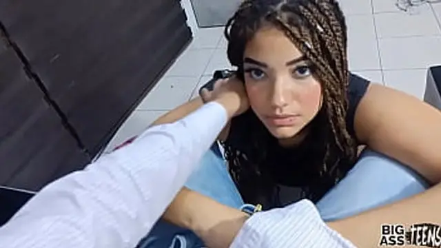 internal cumshot to my new 18 year old stepsister amazing big ass