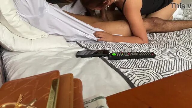 Teen Latina amateur enjoys a facial of fresh cum