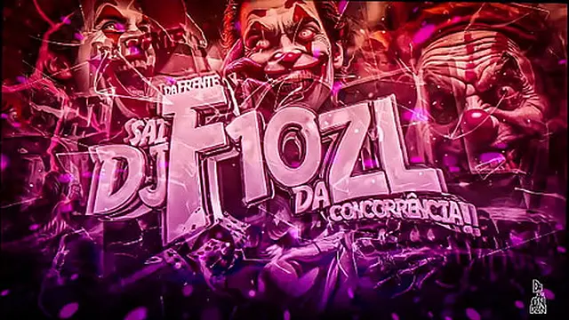 SQUEEzing and SPREADING on HER LEG!!!