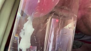 Cumming under water in a glass :3