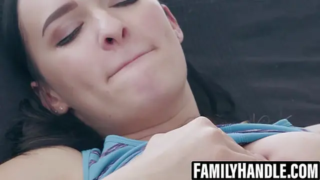 Sasha Sparrow′s intense ride on my hard pole