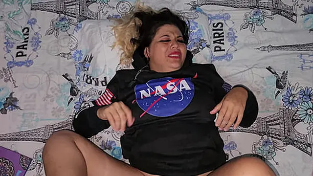 I GIVE MY WHITE GIRL A CUMSHOT 