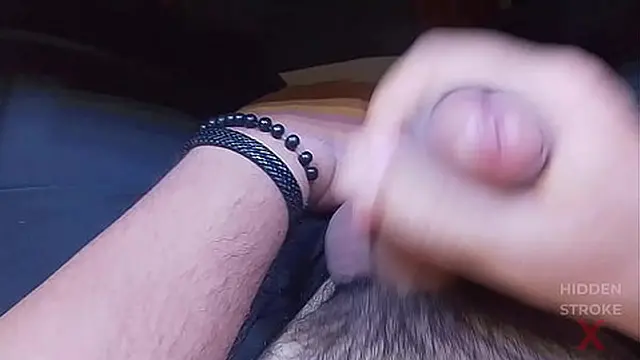 POWERFUL CUMSHOT STREAM CLOSE UP STROKE